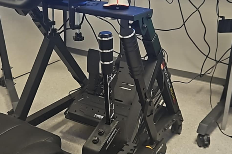 Håndbrekk til sim-rigg